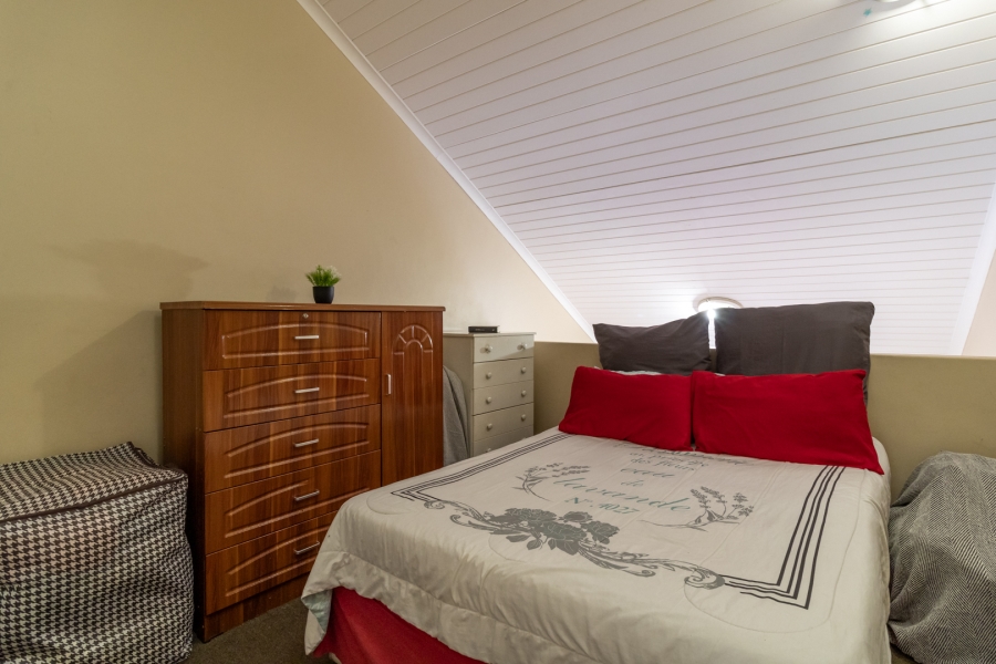 1 Bedroom Property for Sale in Wellington Central Western Cape